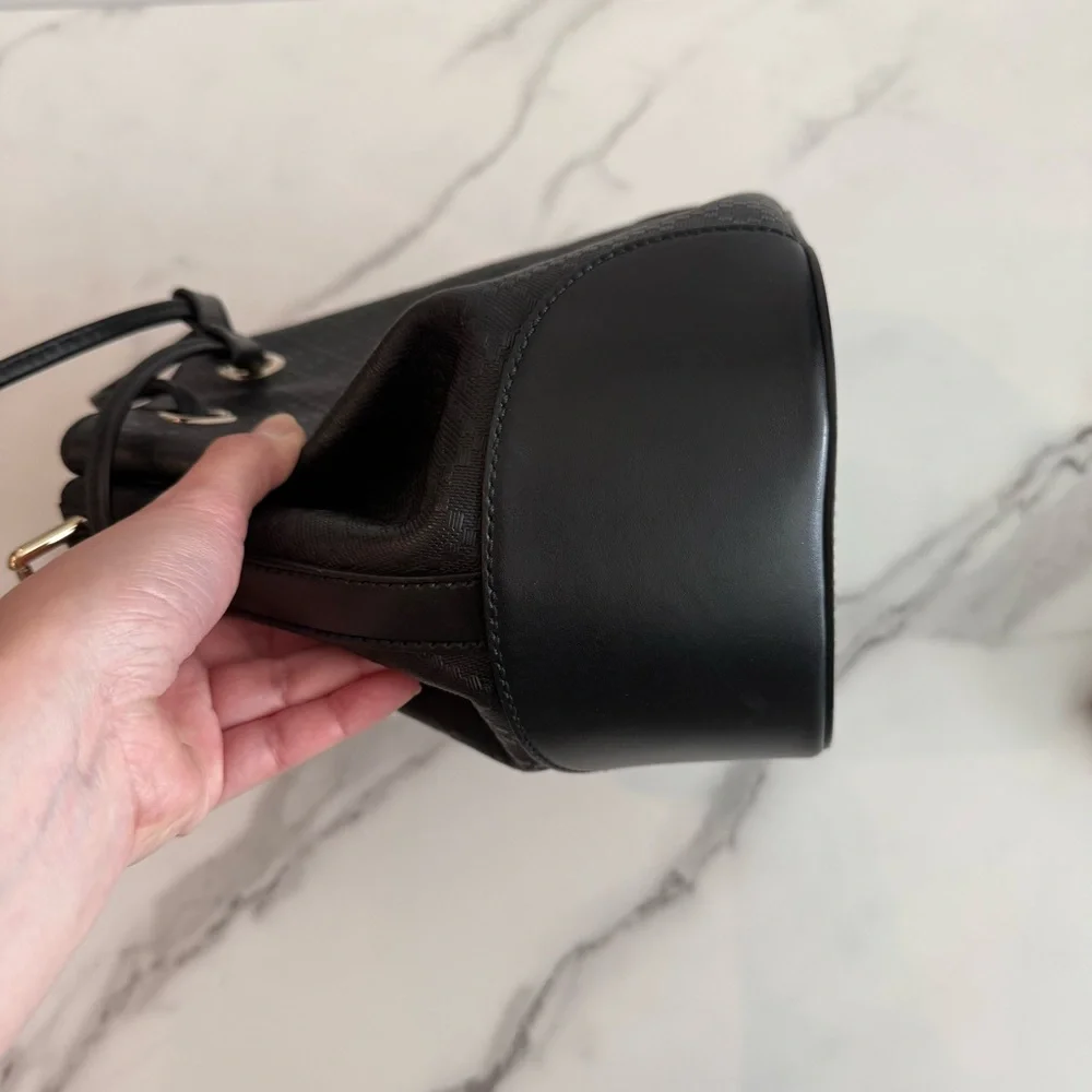 GUCCI Bright Diamante Bucket Bag - Picture 6 of 11
